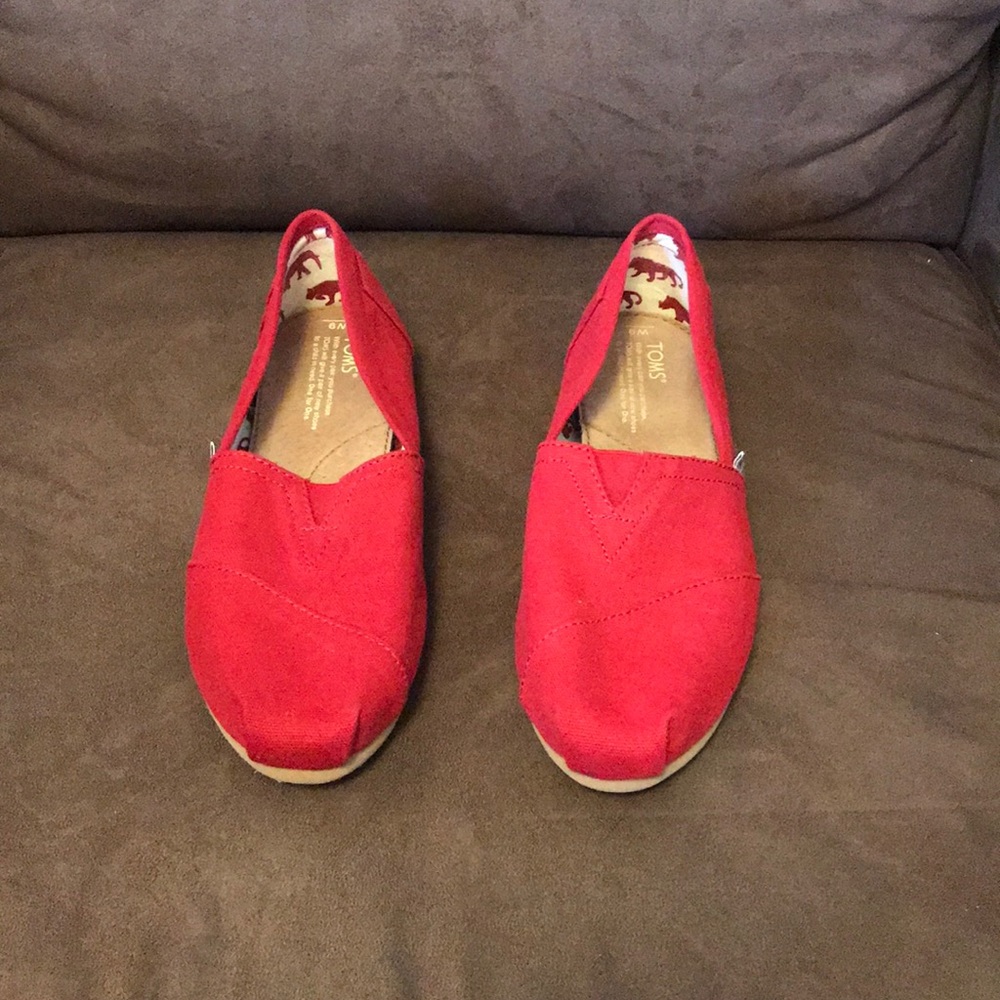 Women’s Canvas Toms
